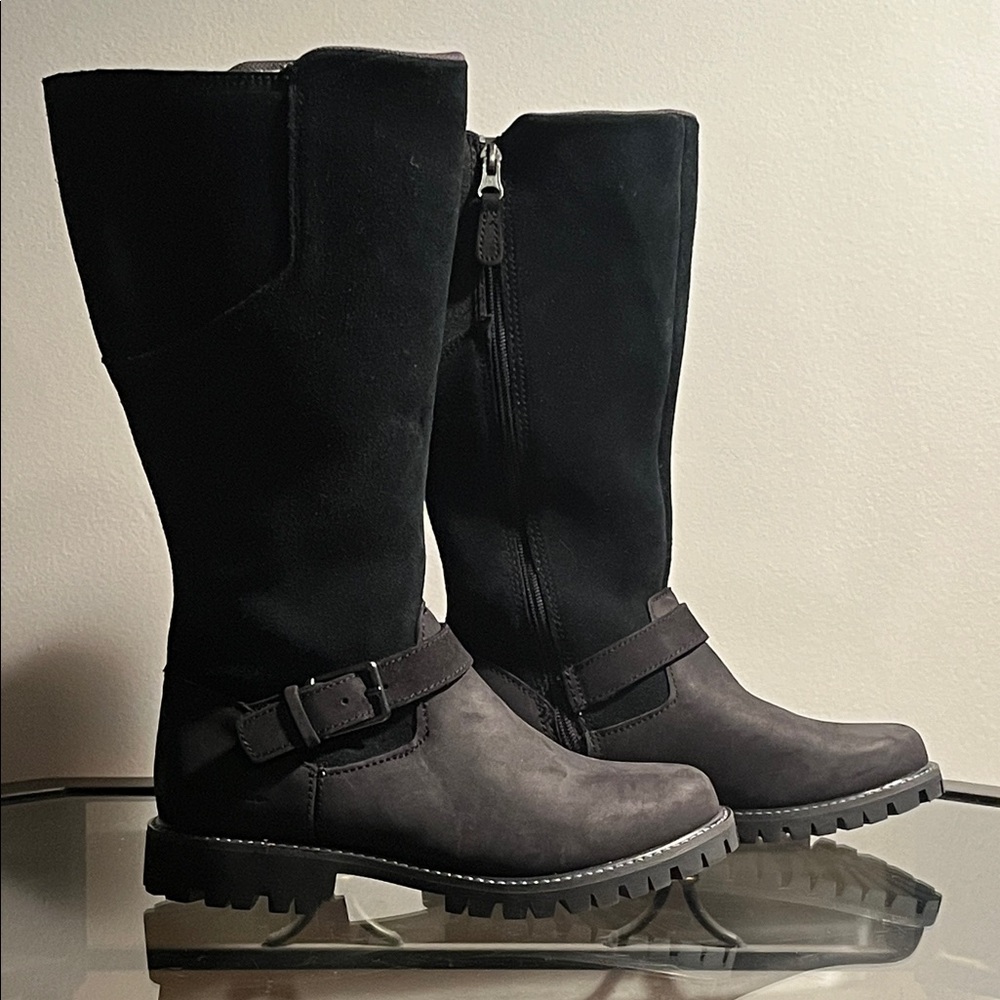 New without Tag  Eddie Bauer size 6 Leather Magnolia Boots